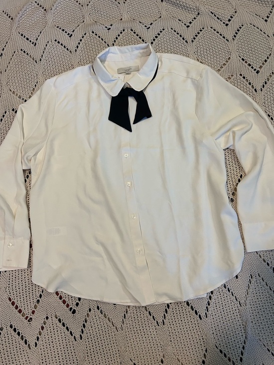 Tops - LOFT Cream Button Down Blouse with Black Tie Nevk Sz XL NWT